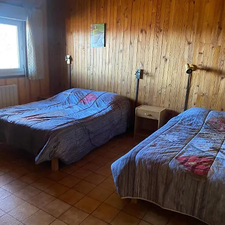 Les Genêts Du Sancy Hébergement de vacances